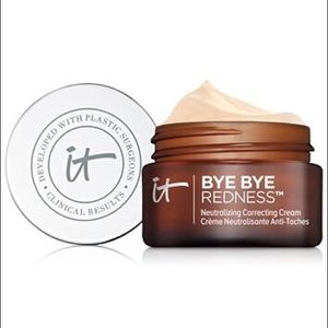 IT Cosmetics Bye Bye Redness Correcting Cream